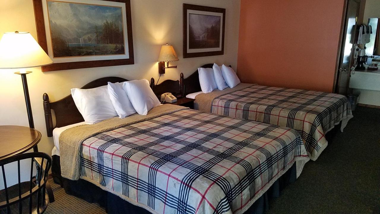Country Mountain Inn 유레카 스프링스 외부 사진