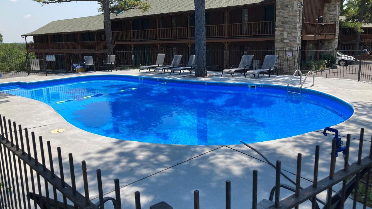Country Mountain Inn 유레카 스프링스 외부 사진