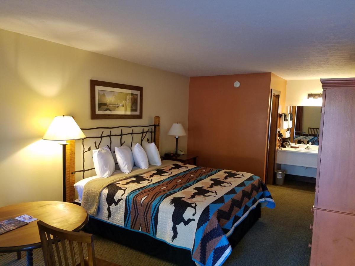 Country Mountain Inn 유레카 스프링스 외부 사진